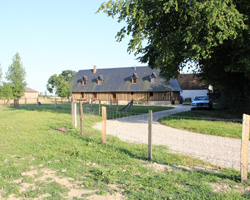 L'entrée principale du gîte